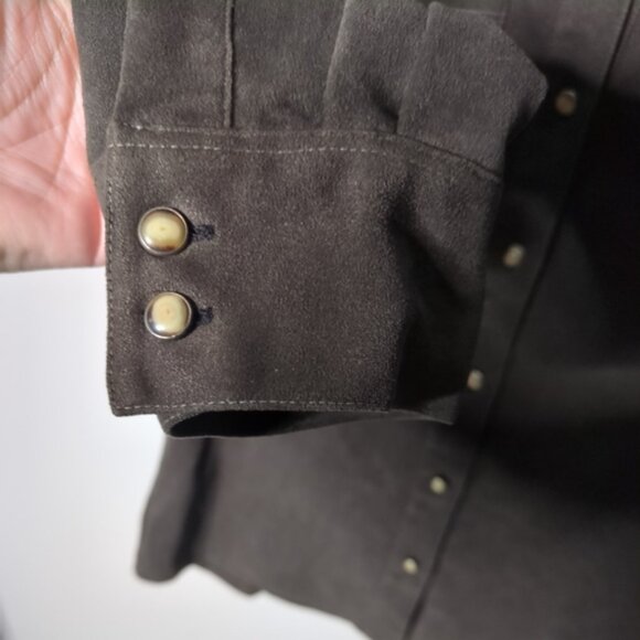 New Man Women's Faux Suede Western Inspired Brown Button Down Shirt Size Small - Picture 6 of 9